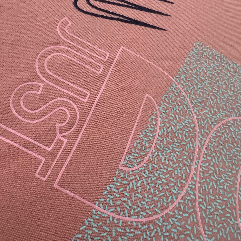 Nike Orange Short Sleeve Tee with Graphic Design - Picture 5 of 8
